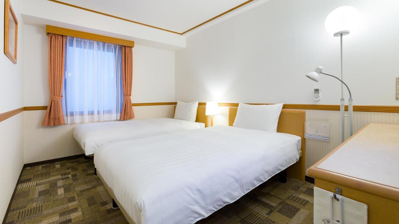Toyoko Inn Hakata Nishi-Nakasu Fukuoka  Bagian luar foto