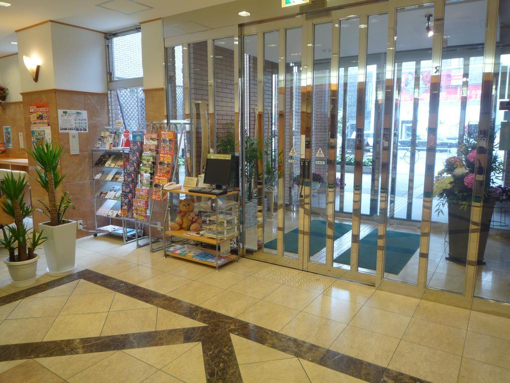 Toyoko Inn Hakata Nishi-Nakasu Fukuoka  Bagian luar foto